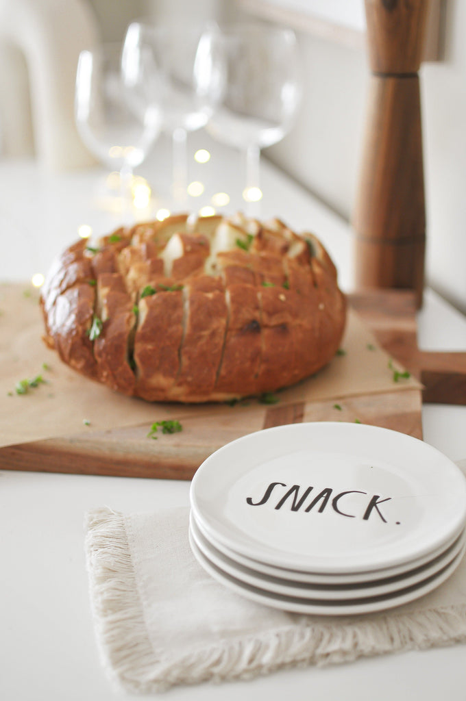 Garlic and Cheese Pull-Apart Bread