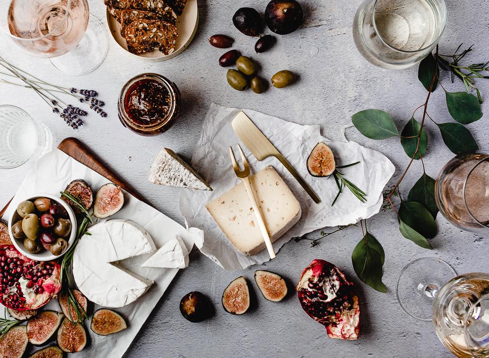 How To Host a Dinner Party At Home